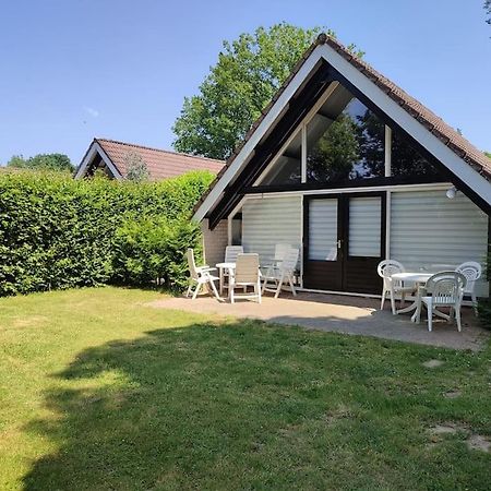 Vrijstaande Recreatiebungalow Met Slaapvide Posterholt Экстерьер фото